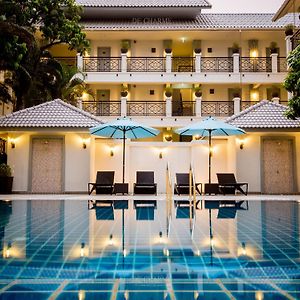 Decharme Hotel-SHA PLUS Certified